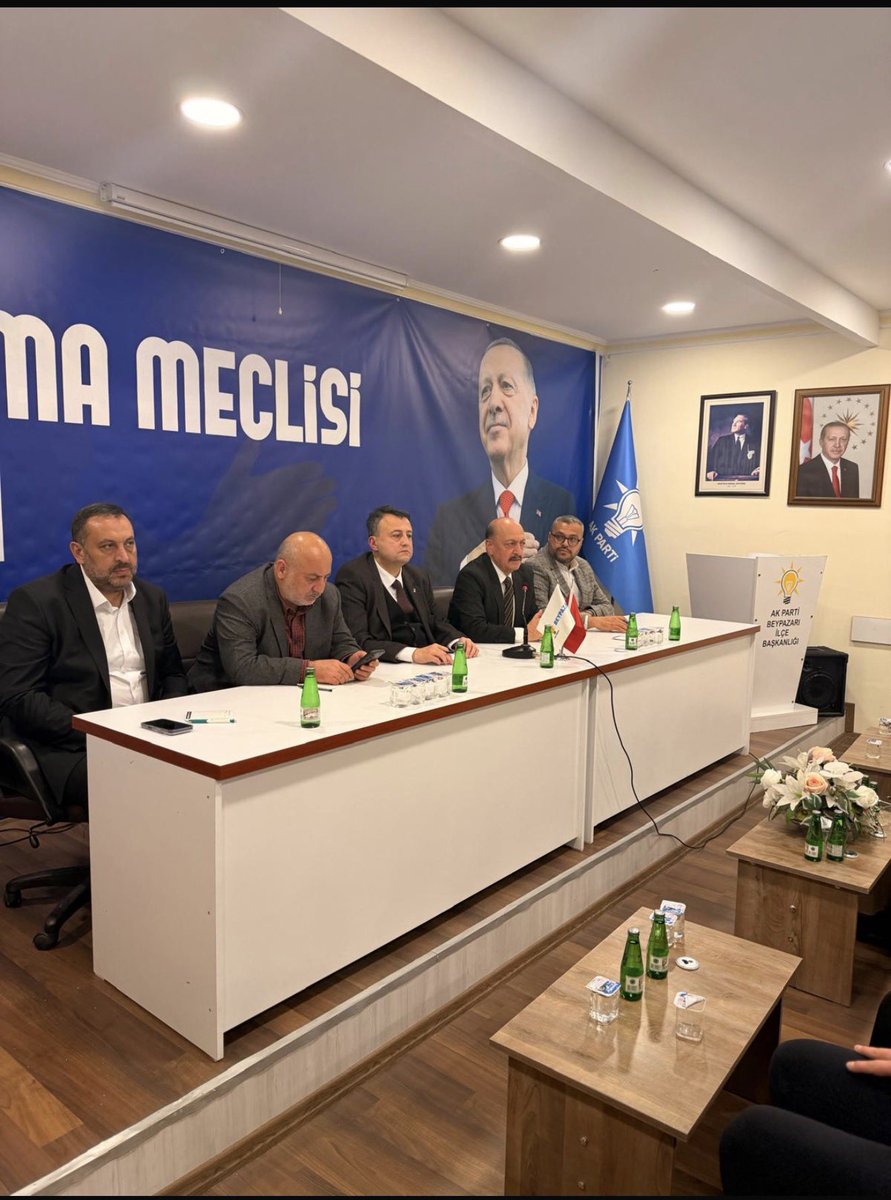 vedatbilgn's tweet photo. Bugün güzel ilçemiz Beypazarı’ndaydık. Beypazarı İlçe Danışma Meclisi Toplantı’mızı gerçekleştirdik. Çalışmalarıyla katkı veren arkadaşlarımızla ve Beypazarı İlçe Teşkilatı’mızla bir araya geldik.
@AKBEYPAZARI https://t.co/Nvi70RtO0b
