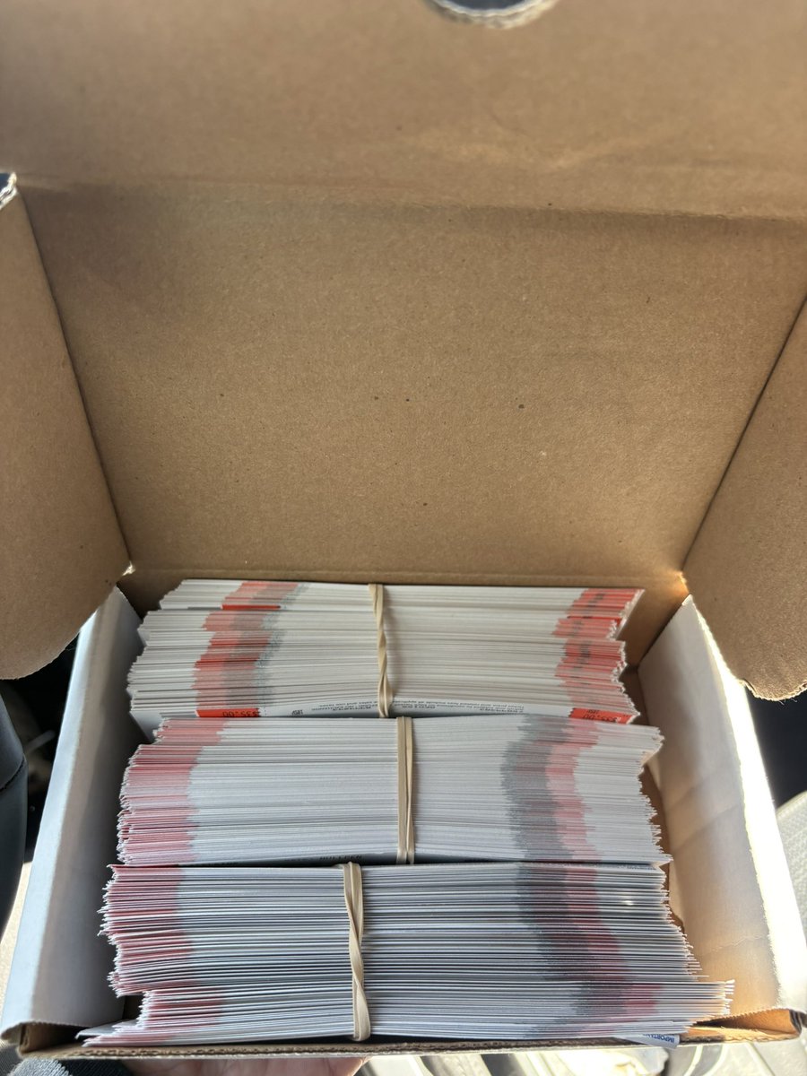 CalmYourMitts's tweet image. Tickets for the field trips to the @Mets games are secured! #LGM