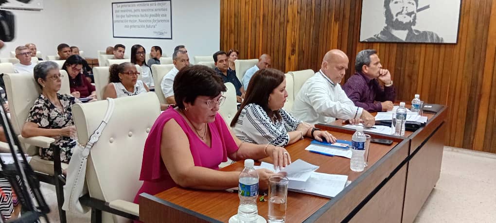 |#AHORA| Inicia a través de videoconferencia el VI Pleno de la Dirección Nacional de los #CDRCuba. 

🧵👇