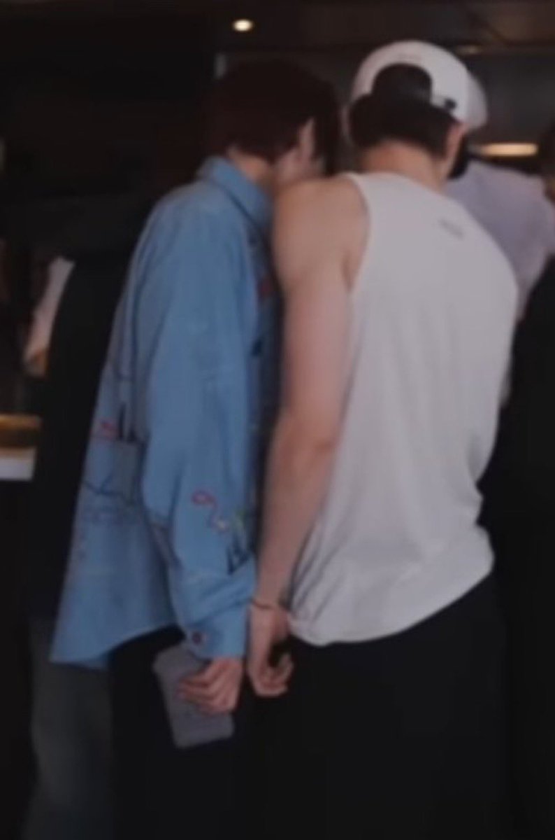 칠리토매토 tweet media