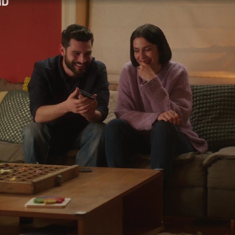 Θέλω άμεσα πολλές κοινές σκηνές και με τους τρεις.Είμαστε σχεδόν στη μέση της σειράς και δεν έχουμε τους έχουμε δει μαζί, ειδικά το Στέλιο και την Τζένη να χτίζουν  μια νέα σχέση #mpampasagapo