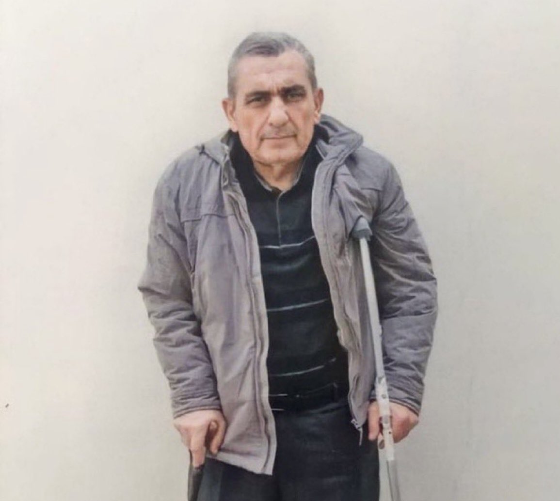 sinatela tweet media