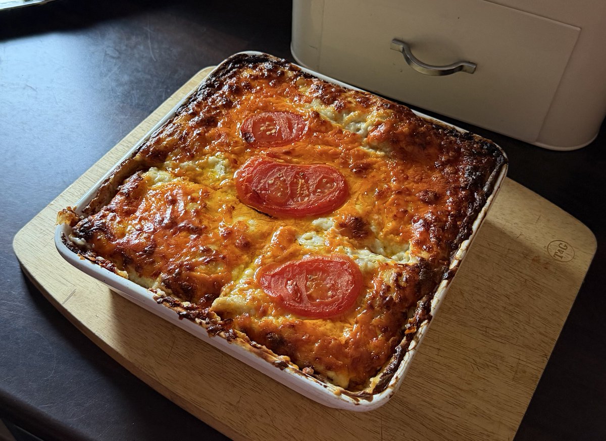 today i walked five miles and i had lasagna for dinner <3 ✨