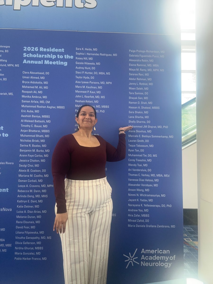 shellysharma108's tweet photo. Had an amazing time at #AANAM- learning, connecting with friends from medical school, talking to current students, such cool research, but the best part the puppies! 🧠 https://t.co/00es4UsWIU
