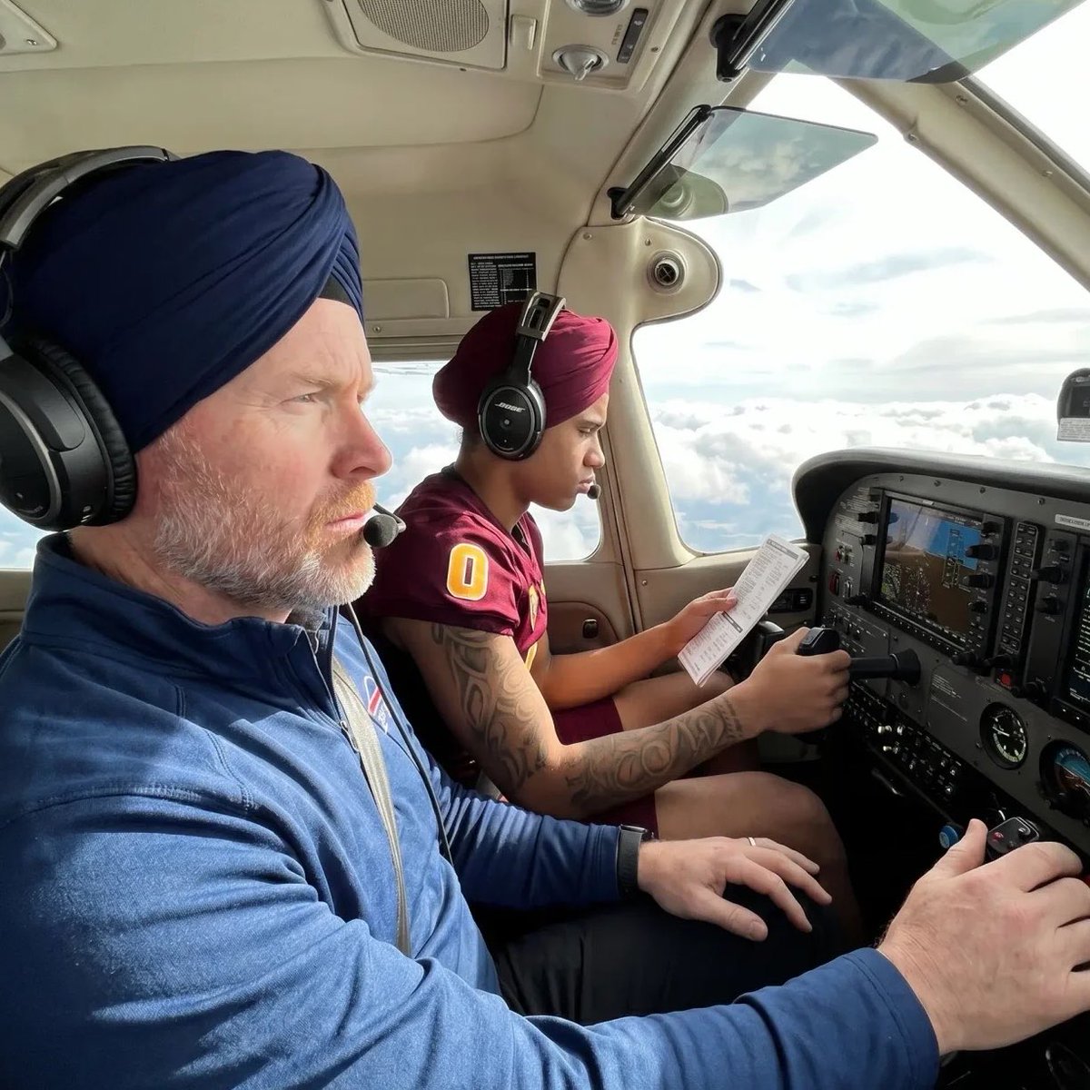 Oh no Jordyn Tyson what are you doingg 😬