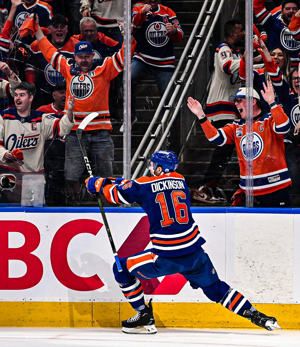 OilersNation's tweet image. Hang it in the Louvre.

📸: © Walter Tychnowicz-Imagn Images.