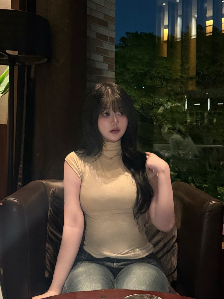 라라 tweet media