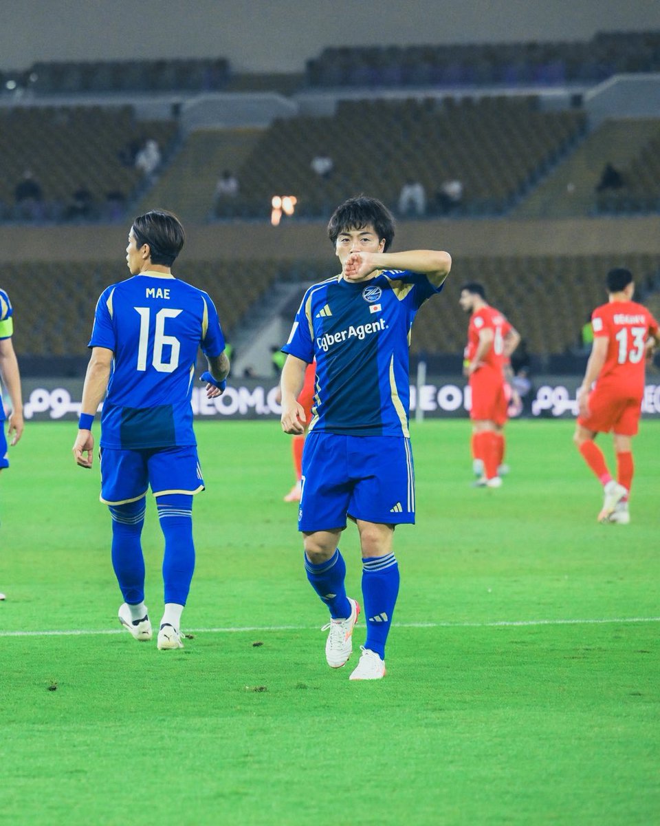 عمرو tweet media