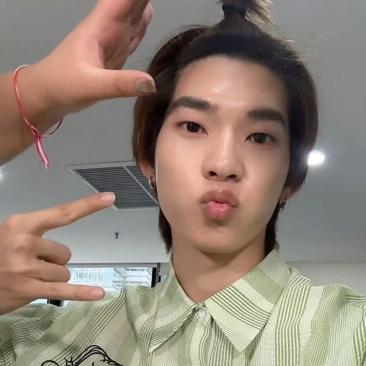 ˚ ༘♡ · 𝚙𝚘𝚛𝚛🐈‍⬛ ₊˚ˑ༄ؘ tweet media