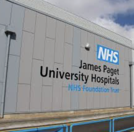 blaiklockBP's tweet image. During 2025, @RupertLowe10  discovered that James Paget University Hospital was serving exclusively halal meat across its catering facilities. 

No non-halal meat alternative was being offered. The hospital's entire meat provision had become halal by default.

What made the case