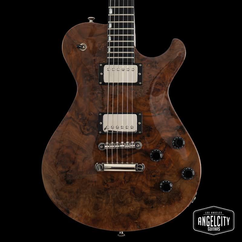 TheGuitarPit's tweet image. 🎸 Knaggs SSC Steve Stevens - One-Piece Walnut Burl Top
💰 $5,499 · Very Good Condition
🔗 theguitarpit.com
#guitar #guitarporn #collector #reverb #knaggs #theguitarpit