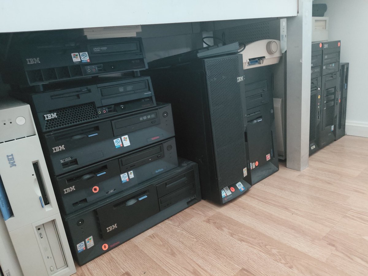 CELR2012's tweet image. También tengo algún #IBM