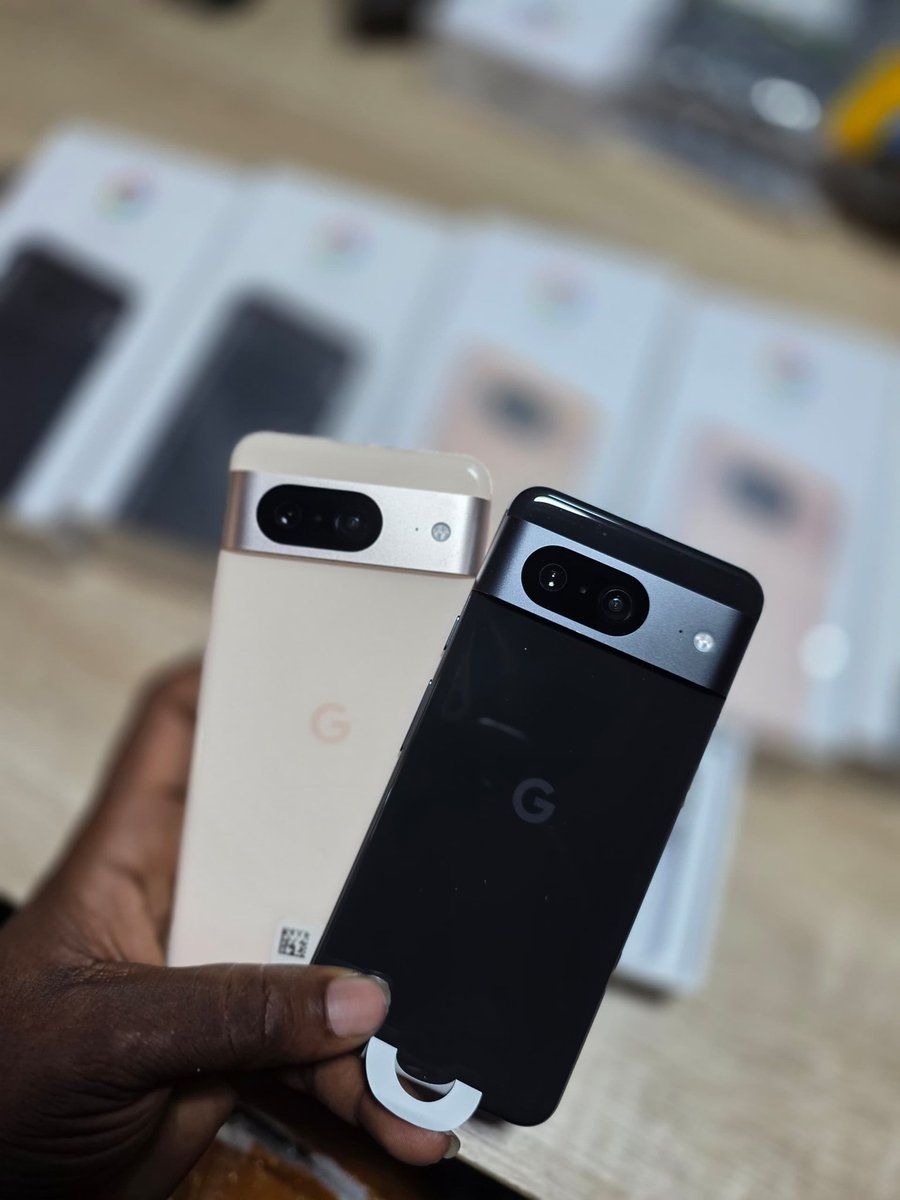 Skylark's Place Gadgets 💉📱 tweet media