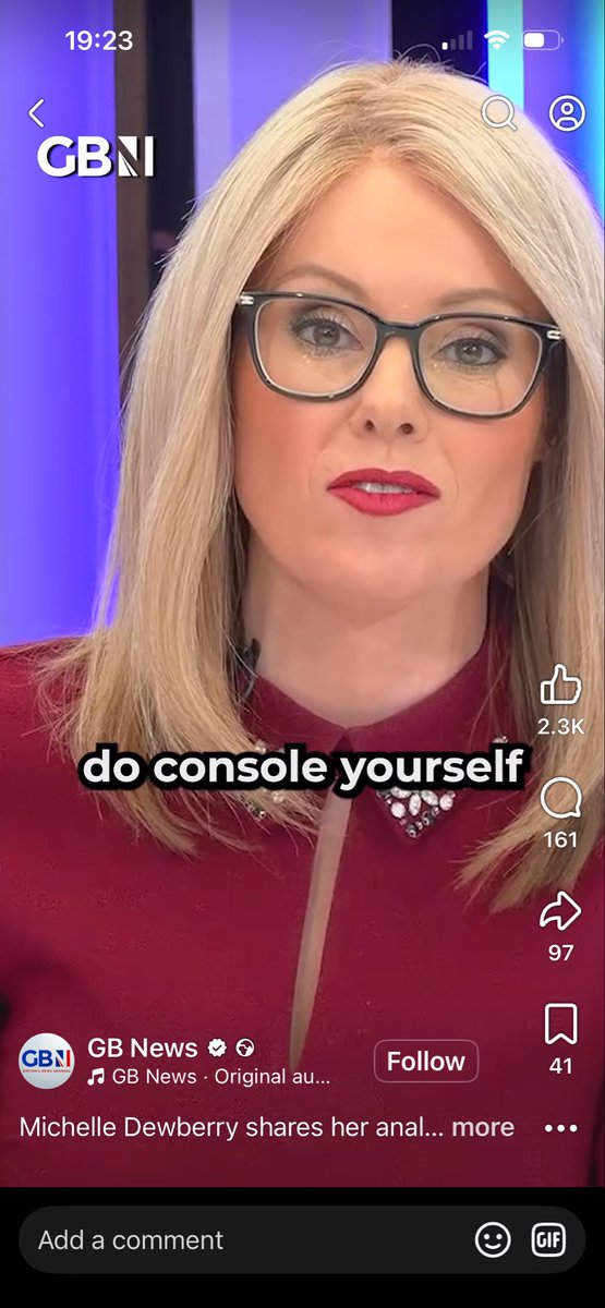 Bun Hoyle tweet media