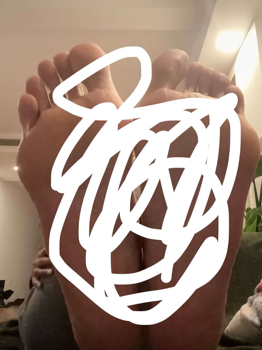 大脚女孩bigfeetgirl tweet media