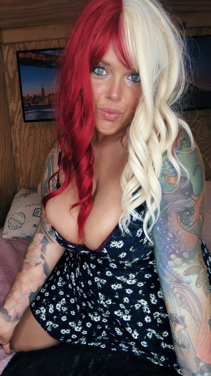 KoKo Cakes tweet media