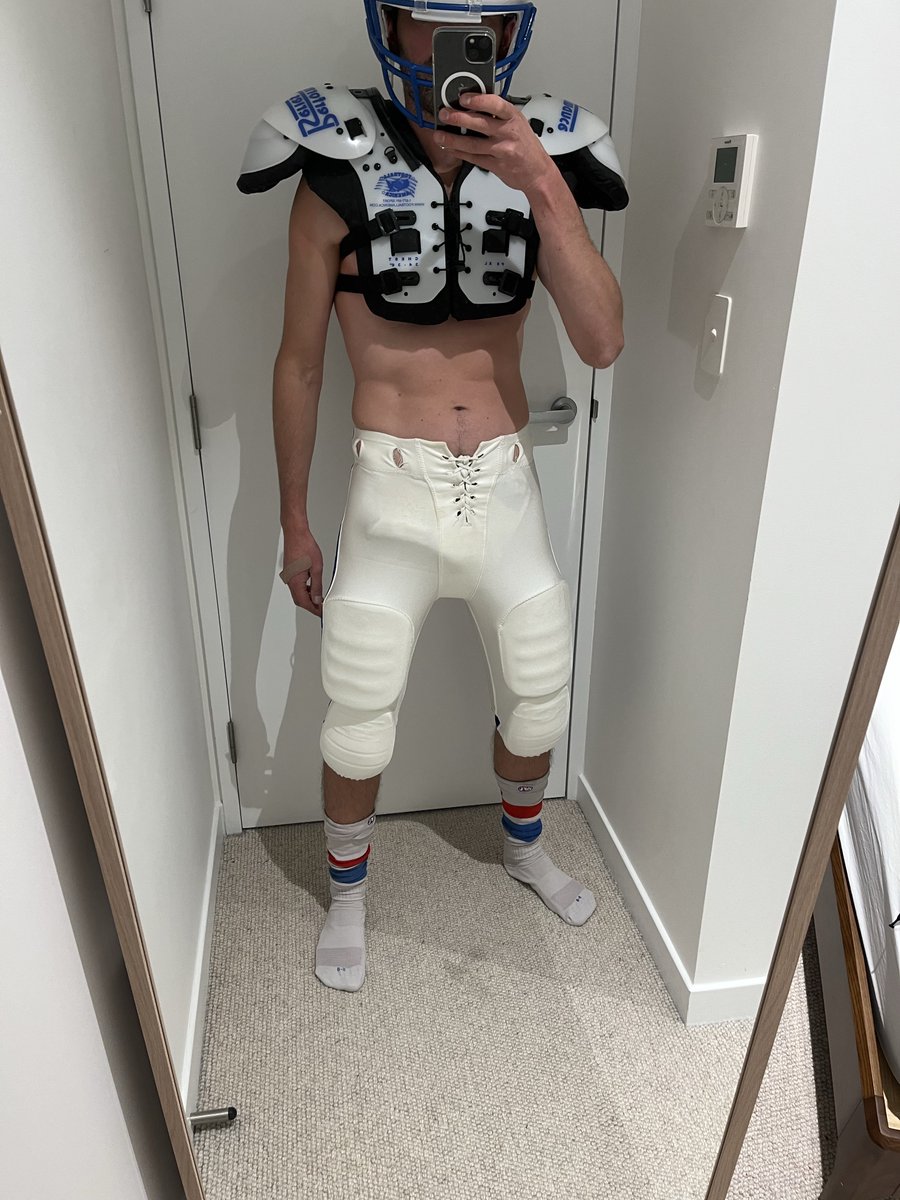 RUINEDINGEAR tweet media