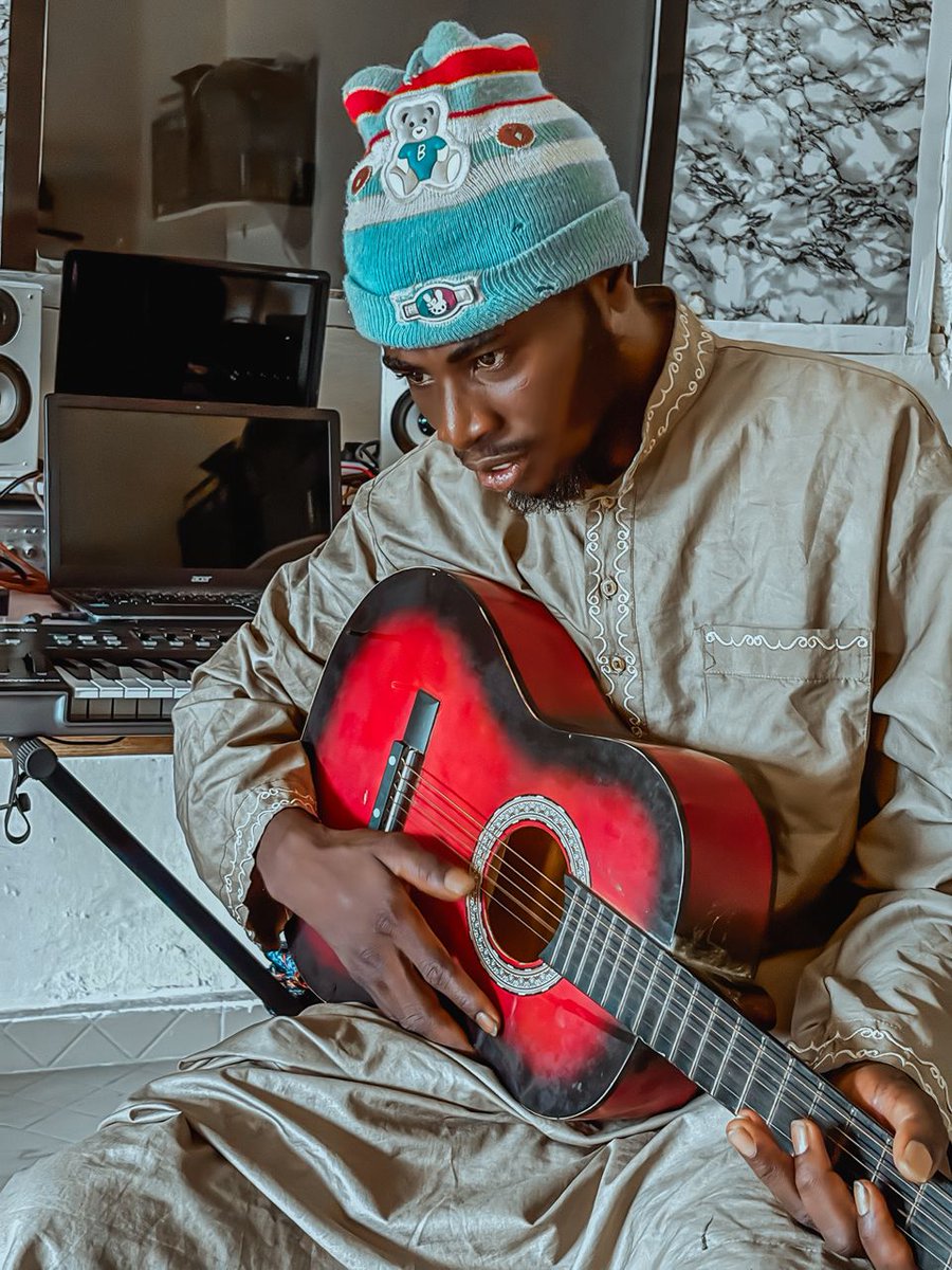 whyzocrazy's tweet image. Musicologist
#fypシ゚ #viral #trendingtopic #musiclegend #MusicWave #MusicOfTheSpheresWorldTour