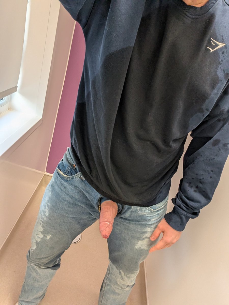 Gay Chav J tweet media
