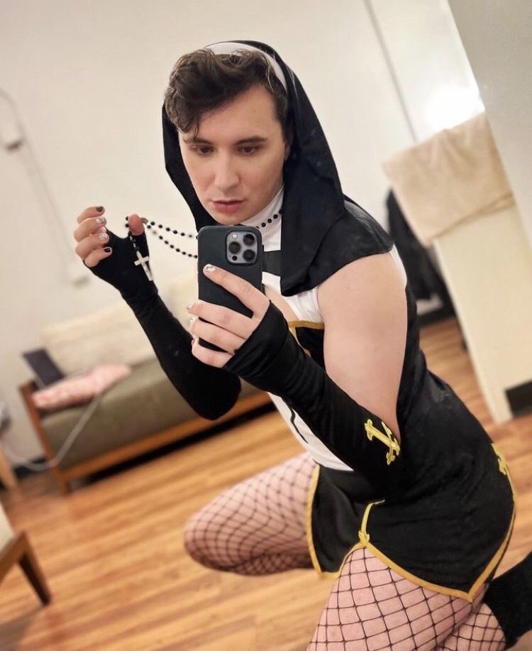 ᵕ̈ak ̤̮ tweet media