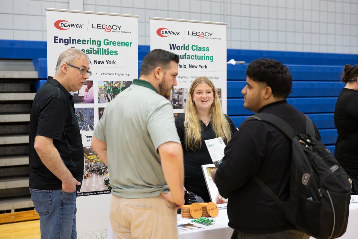 SUNYNiagara's tweet photo. Last week, we held our Career Fair! Students and members of the community came to our campus to network and meet with over 60 employers. https://t.co/dj0WufYBEy