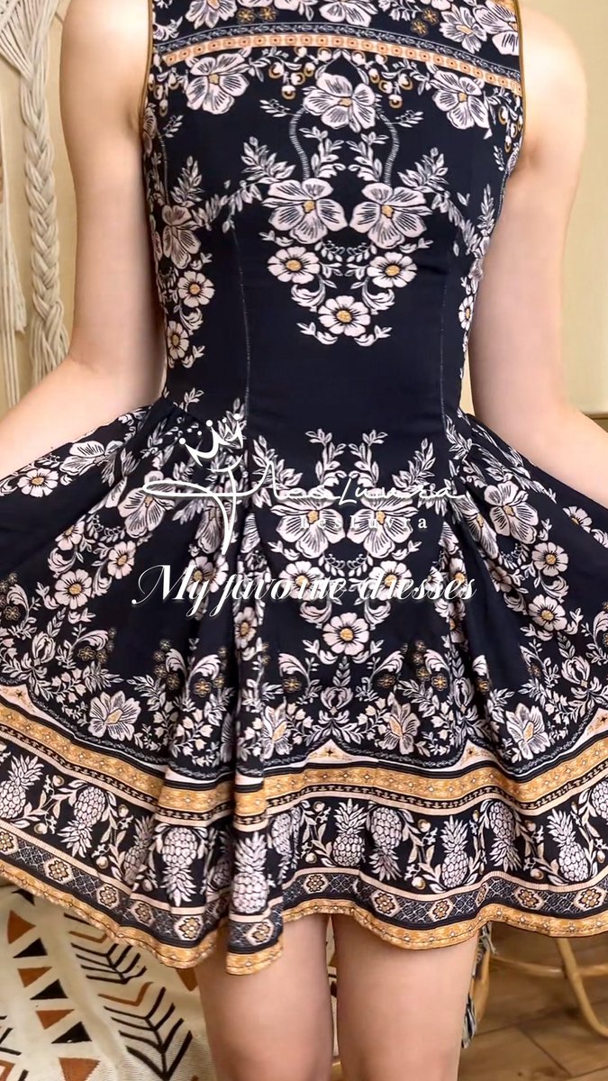 LesLuvra's tweet image. A dress of beautiful patterns 
#LesLuvra #partydress #patterns #concertwear #womendress