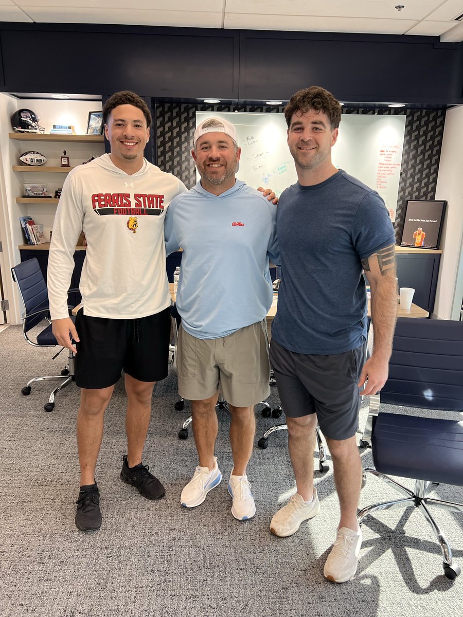 Tony Annese tweet media