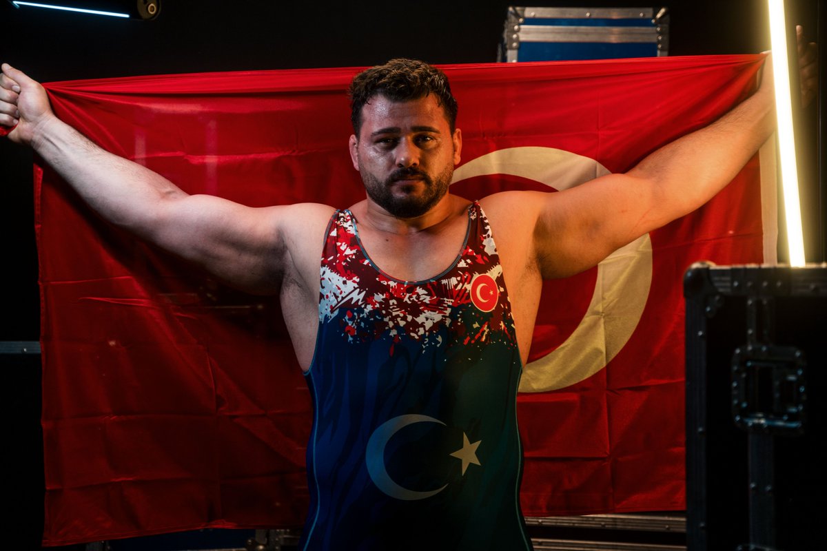 United World Wrestling tweet media