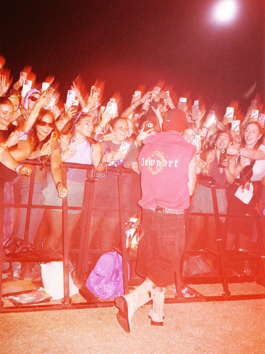 justinbieber's tweet image. 