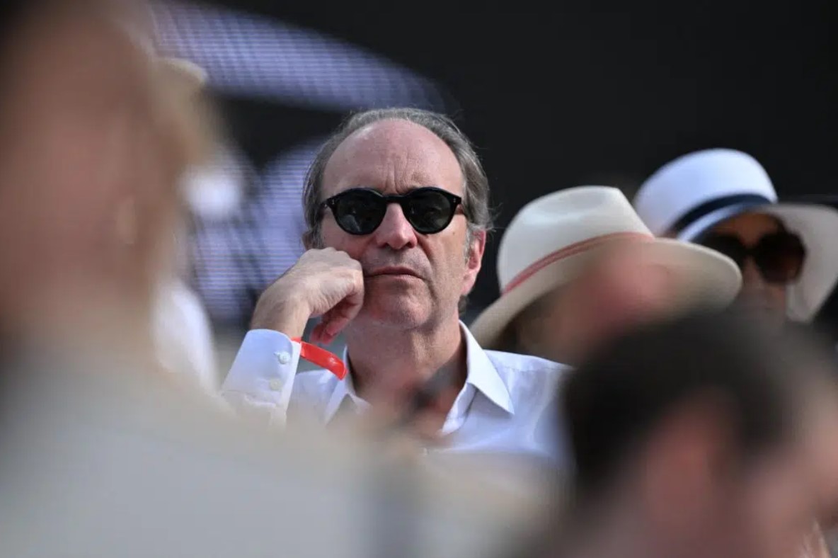 Commission sur l'audiovisuel public: Fin février, Xavier Niel se désistait 30 minutes avant une audition à cause d'un "empêchement". En réalité, il skiait à Courchevel

 fdesouche.com/2026/04/21/com…