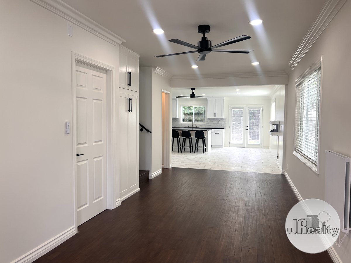 jrealty's tweet image. 1218 19th St, Hermosa Beach, CA

For showing: jrealty.rentkabob.com/rental?a=1218_…

#jrealty #propertymanagement #hermosabeach #house #forrent #forlease

Listed by Dylan Gallagher DRE# 02036528