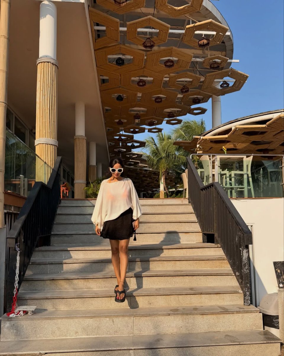 Weekendvibes_'s tweet image. Divya Ganesan 🤍

#Divya #DivyaGanesan