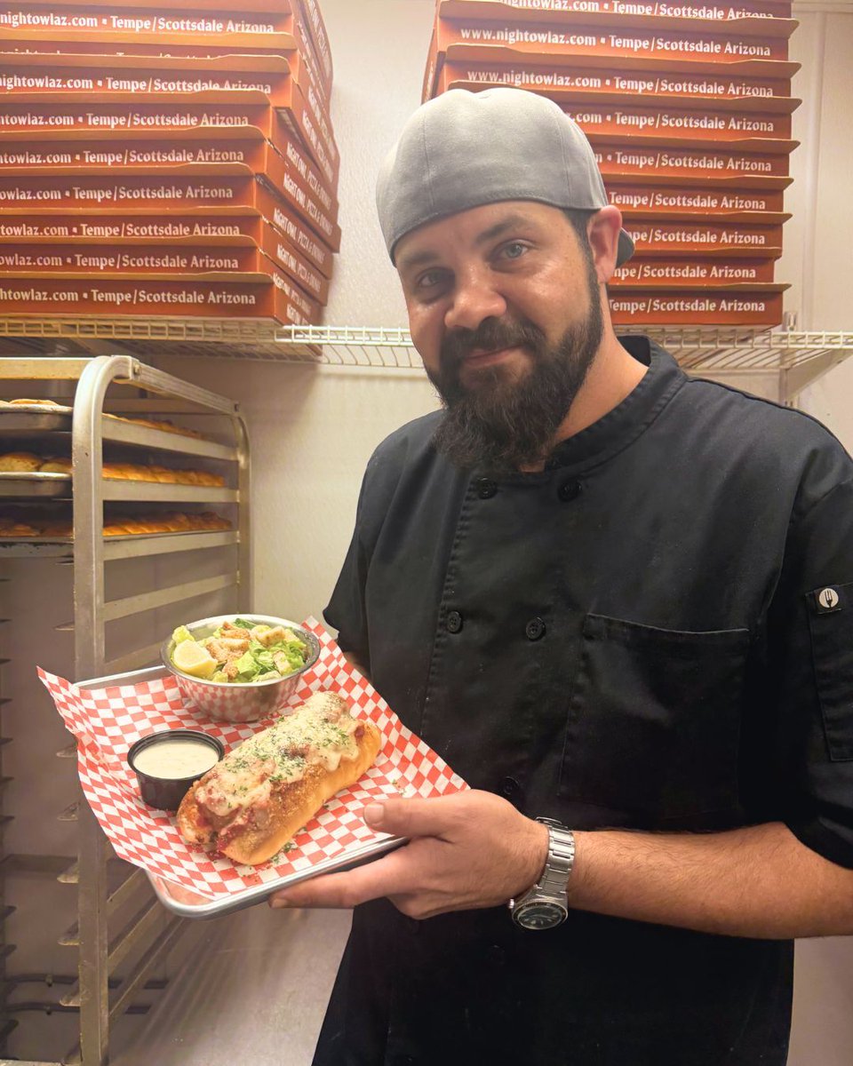 NightOwl_az's tweet image. Chef and his creation 👨‍🍳🤌 Come try the “Ballin’ on a Roll” our limited edition classic meatball sub! 
Don’t wait! This special will be gone before you can say 'mama mia'! 😋🍝 Open for lunch at 11am daily! 
#nightowlpizza #meatballsub #weeklyspecial #tempeaz #scottsdale