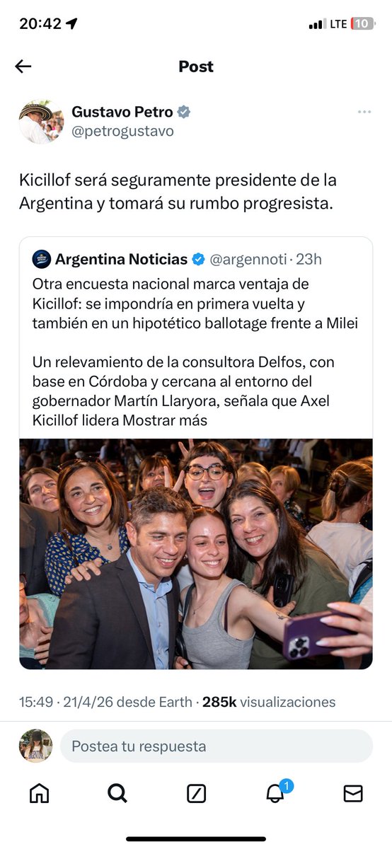 ceagebe's tweet photo. Lo lejos que llego esto: yo haciéndole conejito a Axel 🥰 https://t.co/5BvPOlkxul