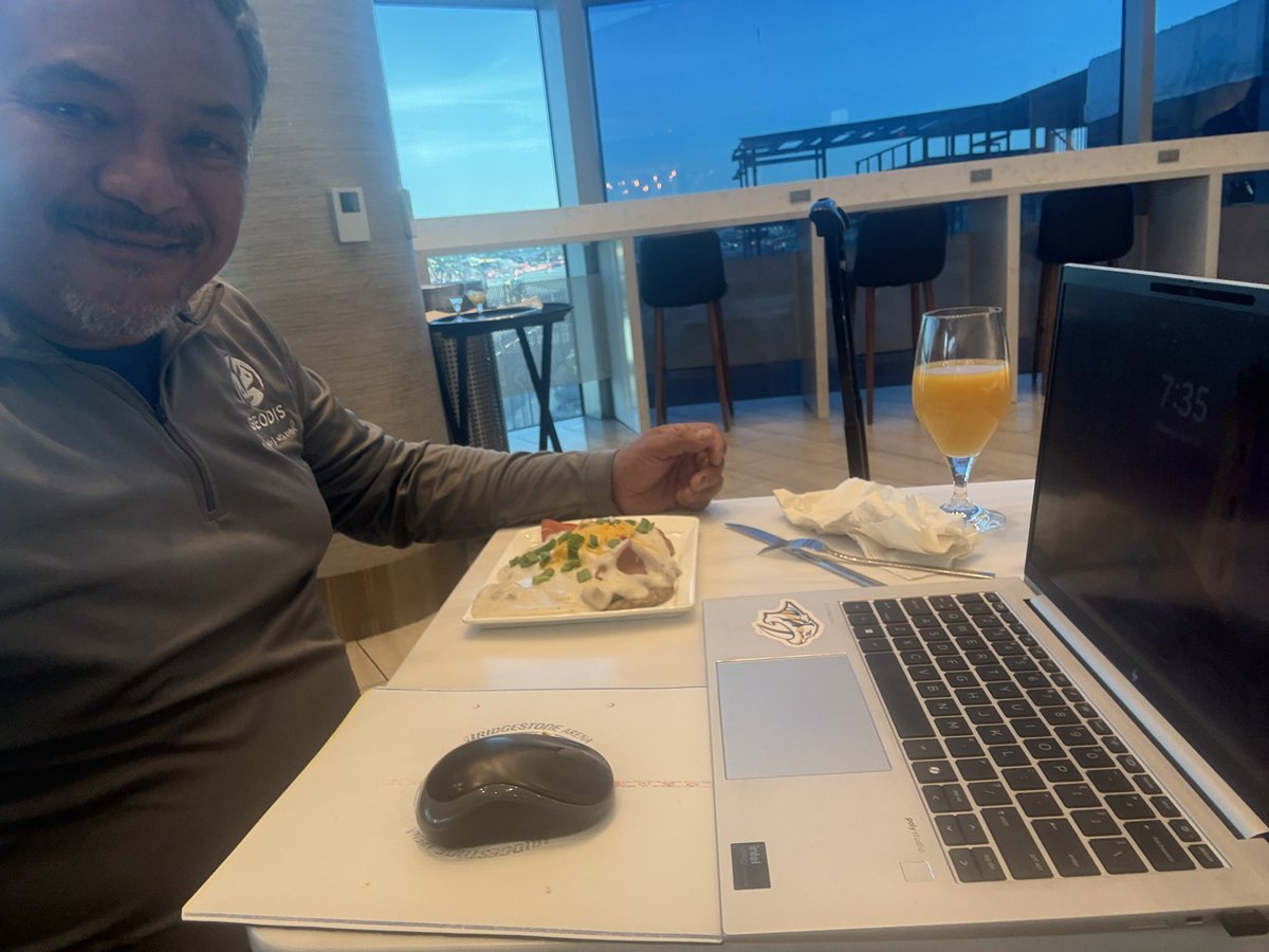 Here we go back at it again!! Heading to my Town Chicago is 🎼🎶🎵 (is not)  to make dust and noise !!#constructionwork