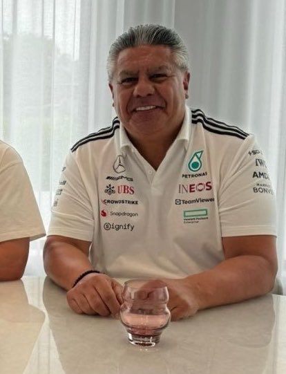 Ferrari AR tweet media