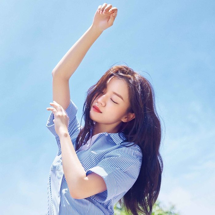 고아성, ‘나미야 잡화점의 기적’ 특별 출연

앞서 한국판 드라마에는 이채민, 문상민, 김혜윤, 염정아, 박세완, 류승룡 등 출연 소식이 전해지며 화제를 모았다. 여기에 고아성의 합류까지 더해지며 기대감을 끌어올리고 있다.

출처: tenasia.co.kr/article/202604…