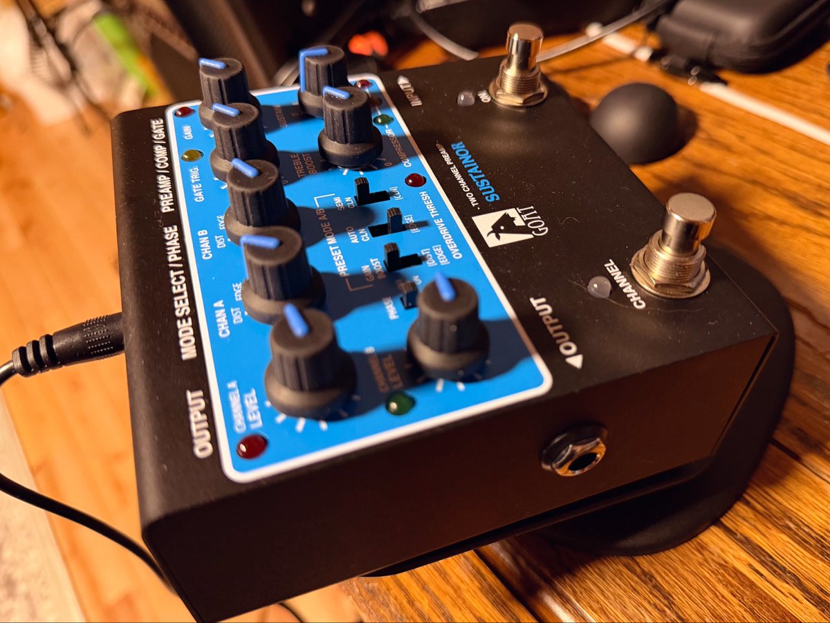 80年代ディストーションペダルを思わせるエフェクター

【GOAT BLUESERIES SUSTAINOR】
レビュー動画、公開。
↓↓↓
youtu.be/tiFAy-p4gRA

こちらのペダル、ハムバッカーギター用とのこと。