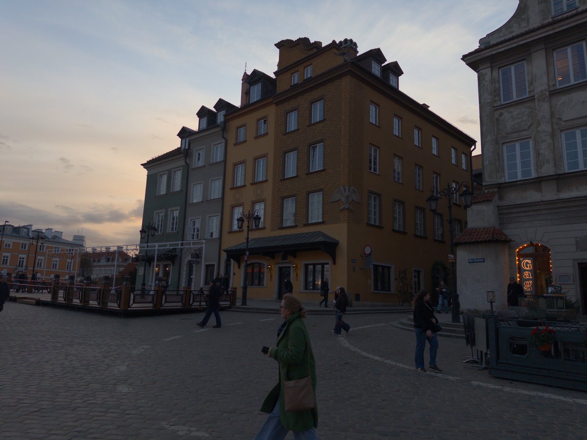 manta1900's tweet image. Gorka L Martinez Mezo - Twilight #shotoniphone #proseezion #analog #noai #SOOC #camera