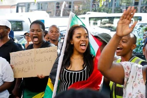 Bennett Family Vlog tweet media