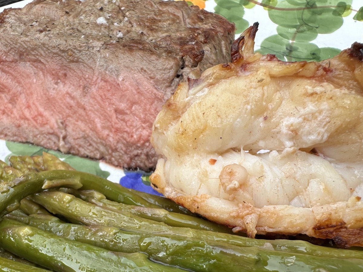 JeffFisherMedia's tweet photo. Tonight’s #HSFAeats with @TrishaHoffmanLA - grilled Prime Ribeye with grilled cold water lobster tail & asparagus 🍴 also on the grill 🔥 @WeberGrills, if you’re interested. It’s my go to grill! https://t.co/cuA2qlhmju