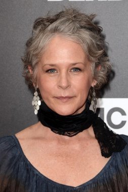 Elizabeth Hurry tweet media