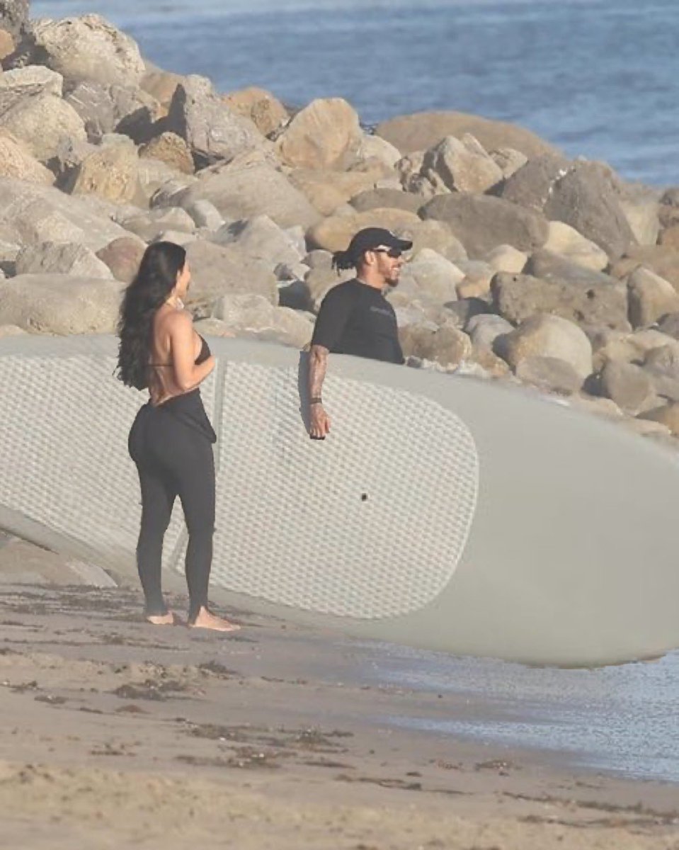 im laughing so hard why is lewis’ surfboard actually humongous