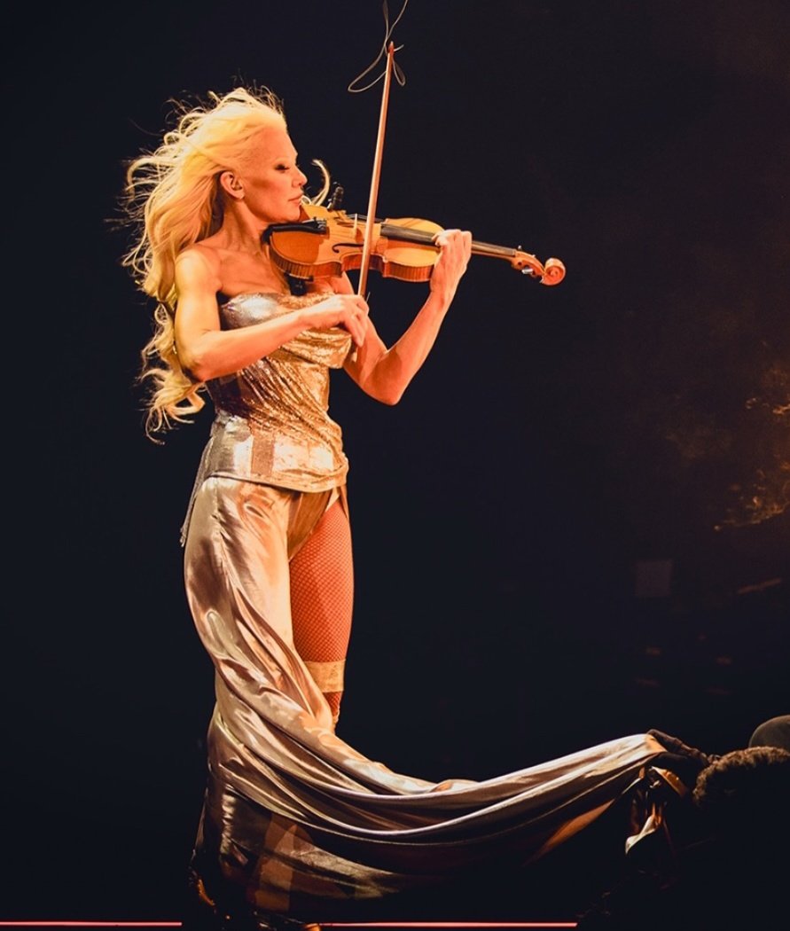 sarah🌻🍉 tweet media