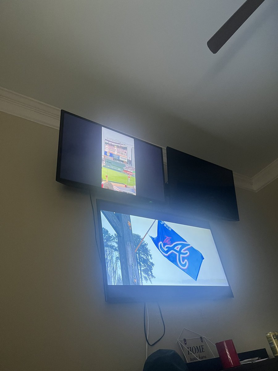 Shoutout <a href="/jontweetssports/">Jon Tweets Sports</a> you truly are doing the lords work