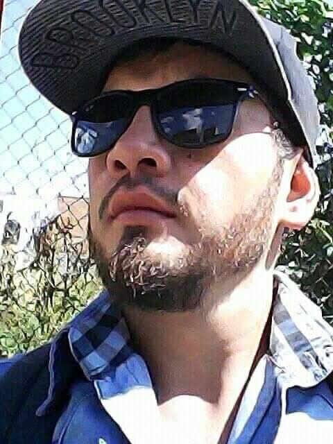 manosbuscadoras's tweet photo. Feliz cumpleaños mi niño Hugo.

Te estoy guardando todos los abrazos que tenemos pendientes para el día que te vuelva a encontrar.

Dame fuerza y ayúdame a mantener la fe, porque hoy es uno de esos días donde siento que mi cuerpo no resistirá. 

Te amo pedacito de mi corazón! https://t.co/aaRhvhEoXR