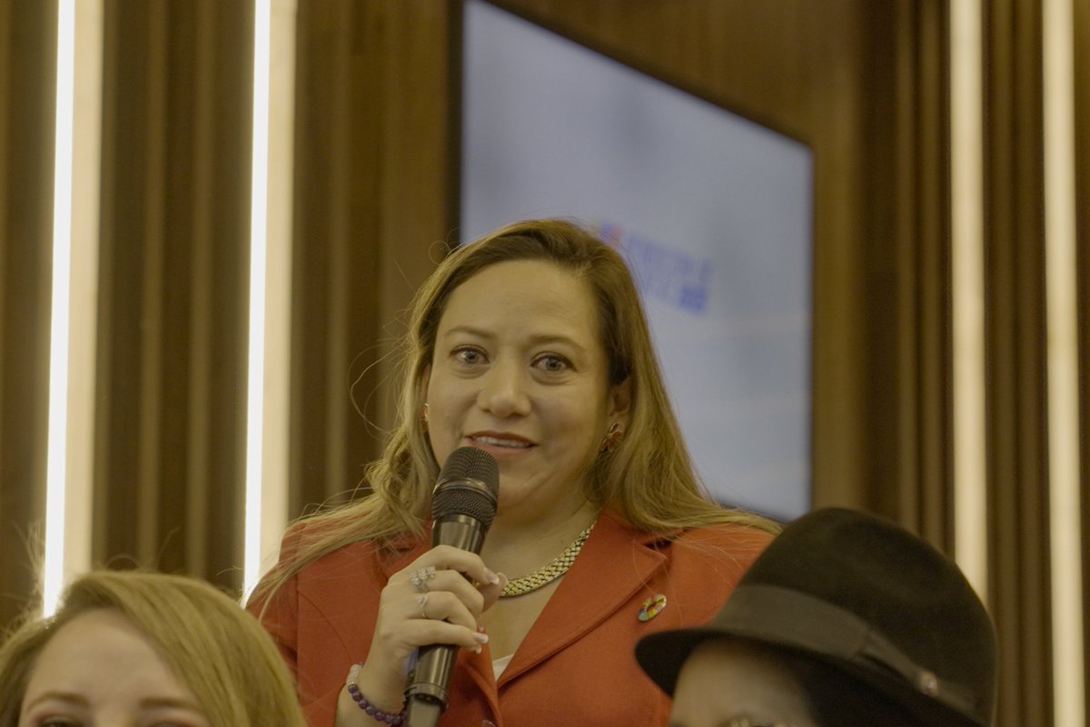 BDEcuadorBP's tweet photo. 📊 Transparencia que se traduce en desarrollo 🇪🇨

La Sucursal Zonal Sierra Centro Pastaza del Banco de Desarrollo del Ecuador presentó su #RendiciónDeCuentasBDE, con resultados concretos en #Cotopaxi #Tungurahua #Chimborazo #Bolívar y #Pastaza.

💰 USD 68.3 millones en financiamiento
💧🚧 Proyectos de vialidad, agua potable, saneamiento y desarrollo urbano que ya benefician a miles de ciudadanos.

#ElNuevoEcuador
#GestiónQueTransformaTerritorios