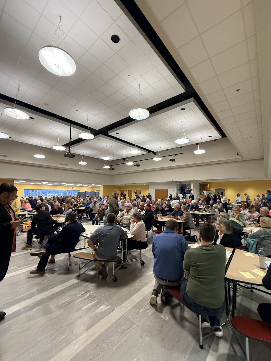 Kelly Thompson tweet media