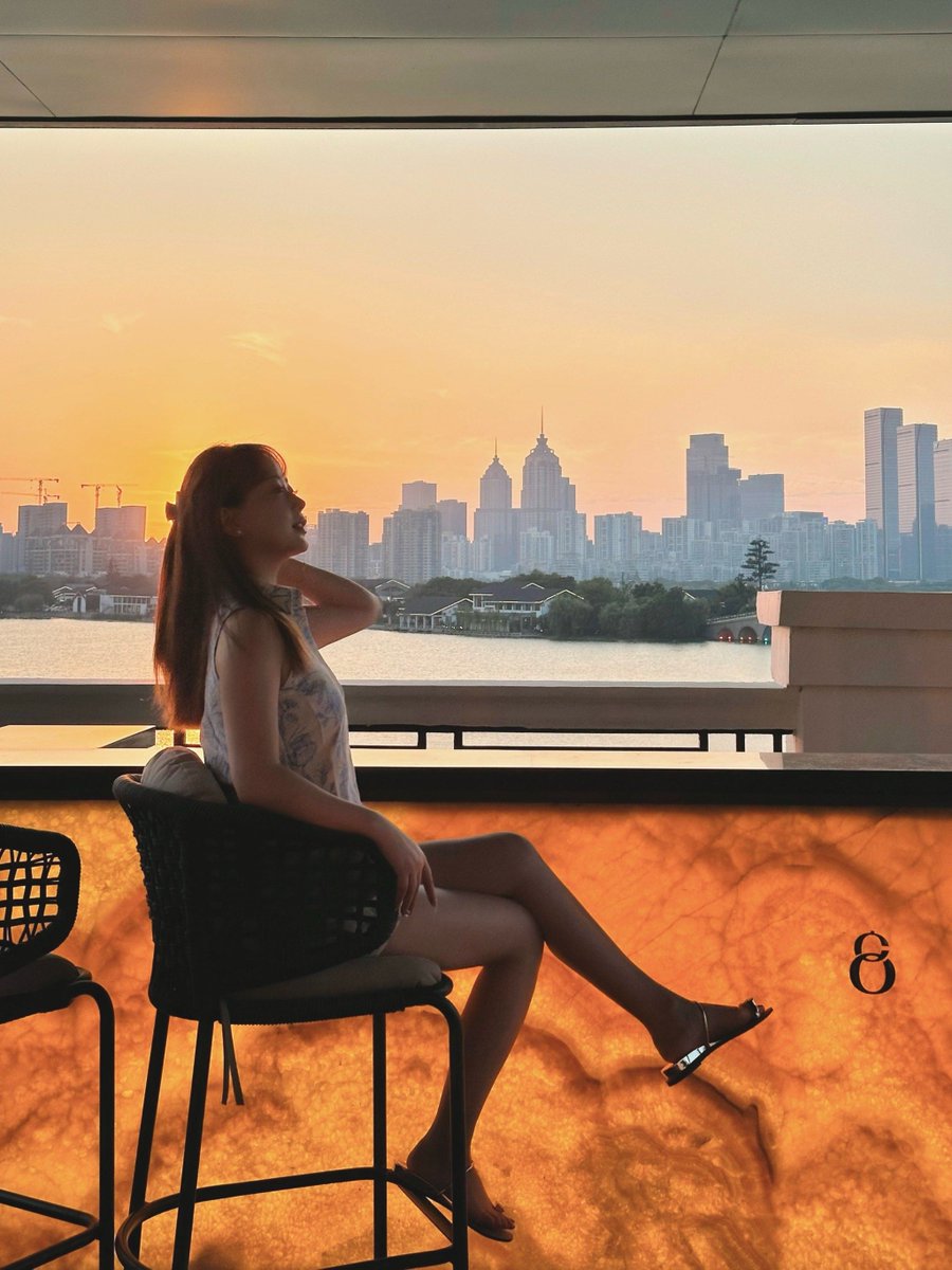 Cryworld tweet media