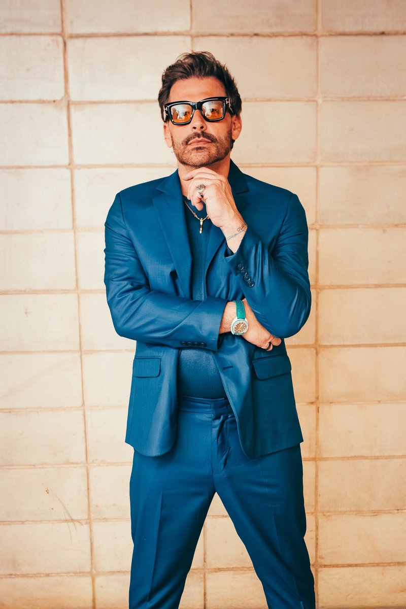 Central Reality tweet media